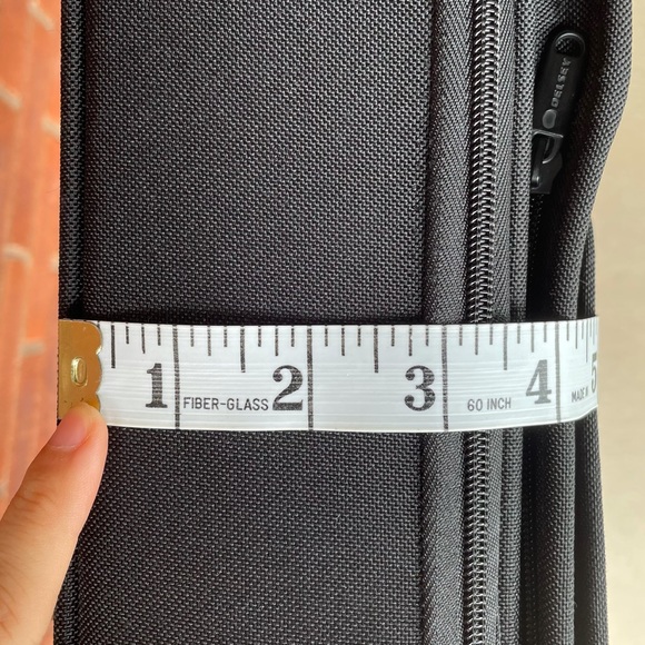 Delsey Black Laptop Office Messenger Bag with Pockets - Picture 16 of 16